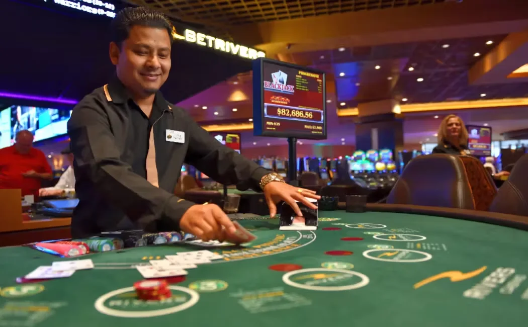 Player and Mirror: How Does the Perception of Oneself Change After Several Years in a Casino?
